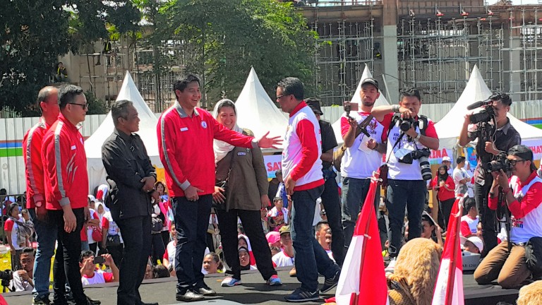 Mengikuti Kirab Budaya Kebangsaan TMP Jakarta  FRENGKI 